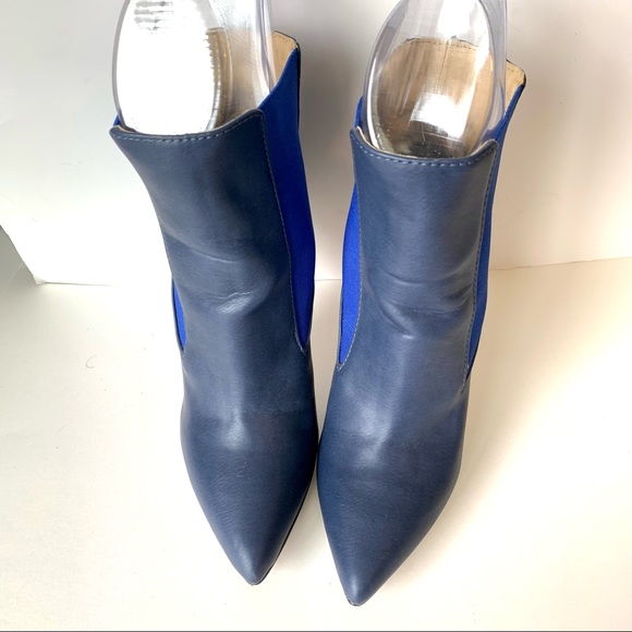 GX By GWEN SEFANI Navy Blue Booties—SZ. 7.5 - Picture 4 of 15